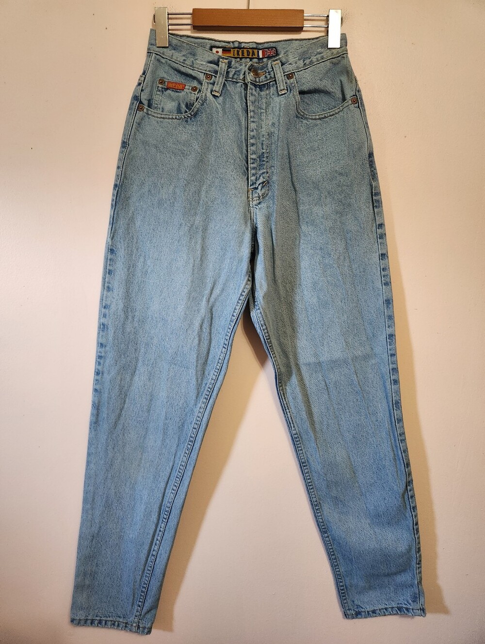 Vintage 90s Ikeda High Rise Tapered Mom Jeans Light Wash Made In Canada Size 26